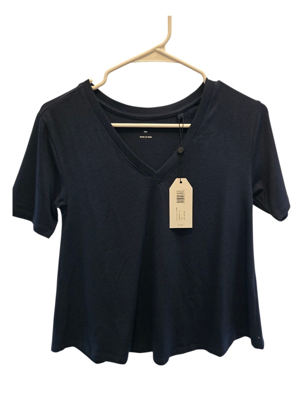 Universal Standard Navy V-Neck Short Sleeve Tee